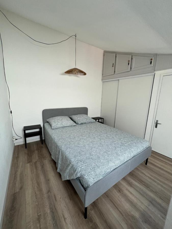 Petite Maison De Vacances Au Bord De L'Eau Leucate Exterior foto