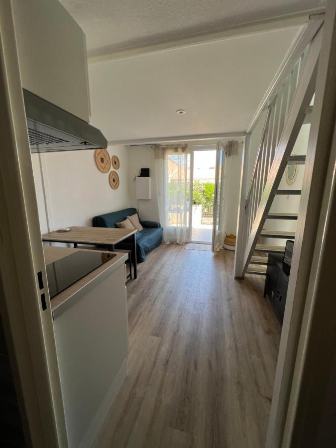 Petite Maison De Vacances Au Bord De L'Eau Leucate Exterior foto